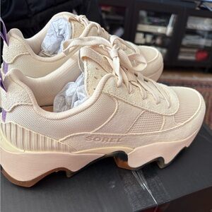 SOREL Kinetic impact wonder lace honey white 7b originally $135.00